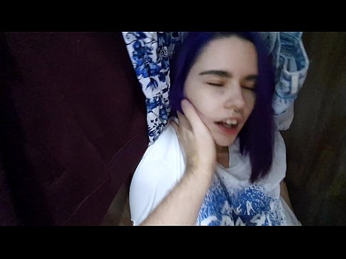 ❤️ Atopo a miña irmá no armario e axudouna a correrse Vídeo anal en % gl.nomescriativos.top %